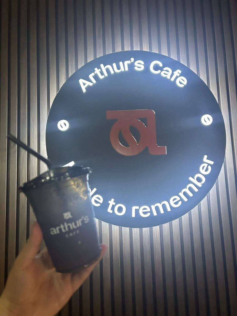 Arthur's Café photo 7